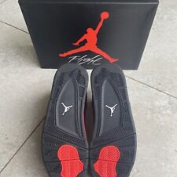 Size 10 - Jordan 4 Retro Mid Red Thunder - Picture 6 of 7